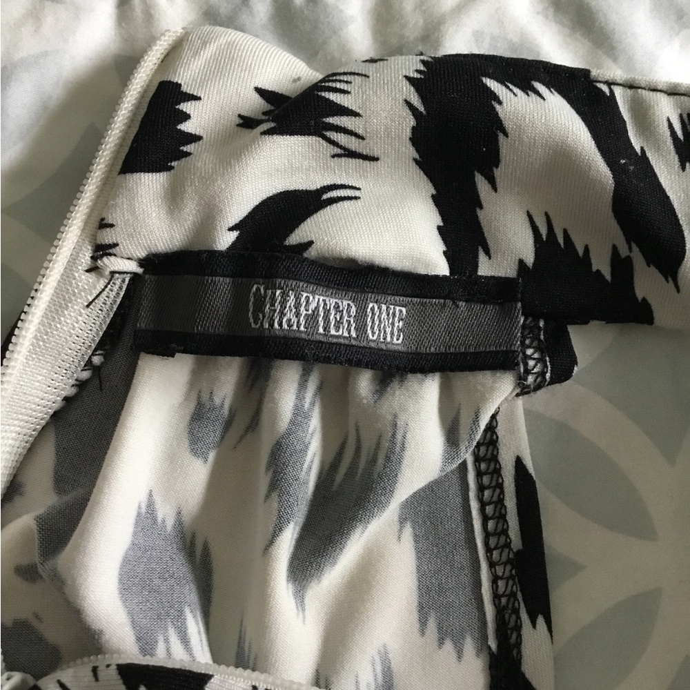 Shoulderless black and white top - Picture 5 of 5